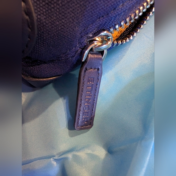 ANA First Class Amenity Kit / Pouch by ETTINGER LONDON (Navy) - Picture 8 of 9